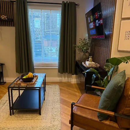 In Crosshills 아파트 *